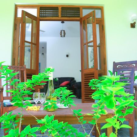 Residence Chanty Hikkaduwa Luaran gambar
