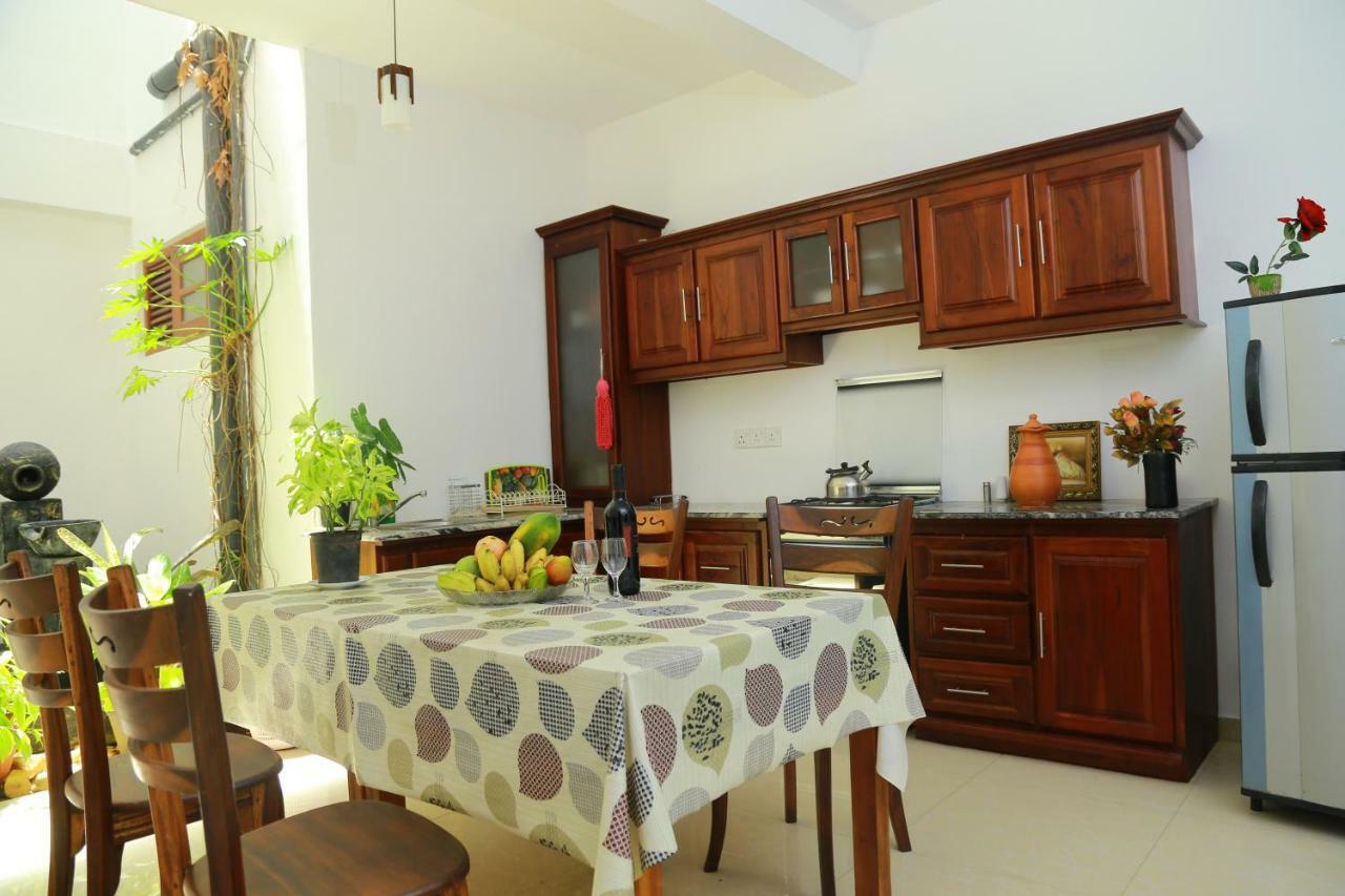 Residence Chanty Hikkaduwa Luaran gambar