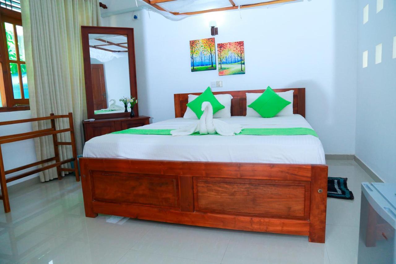 Residence Chanty Hikkaduwa Luaran gambar
