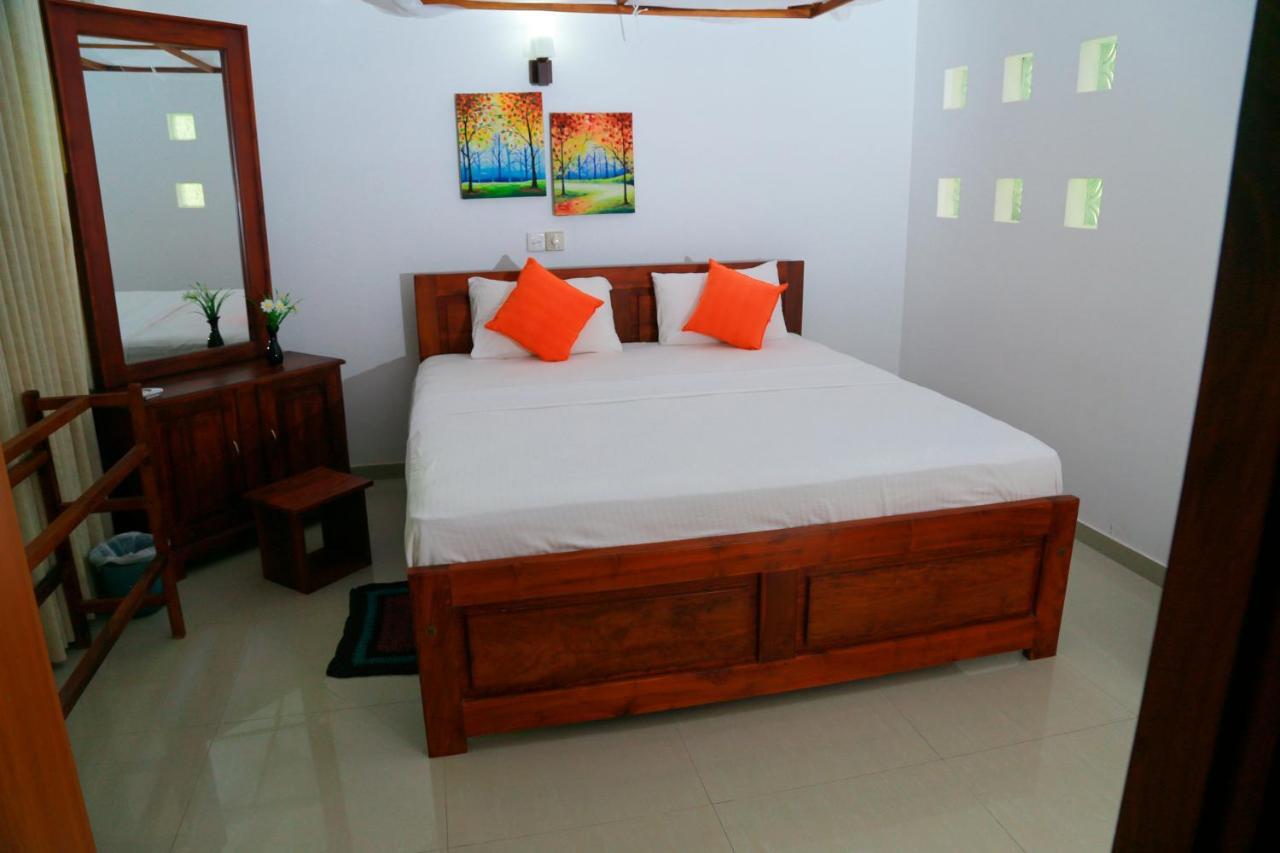 Residence Chanty Hikkaduwa Luaran gambar