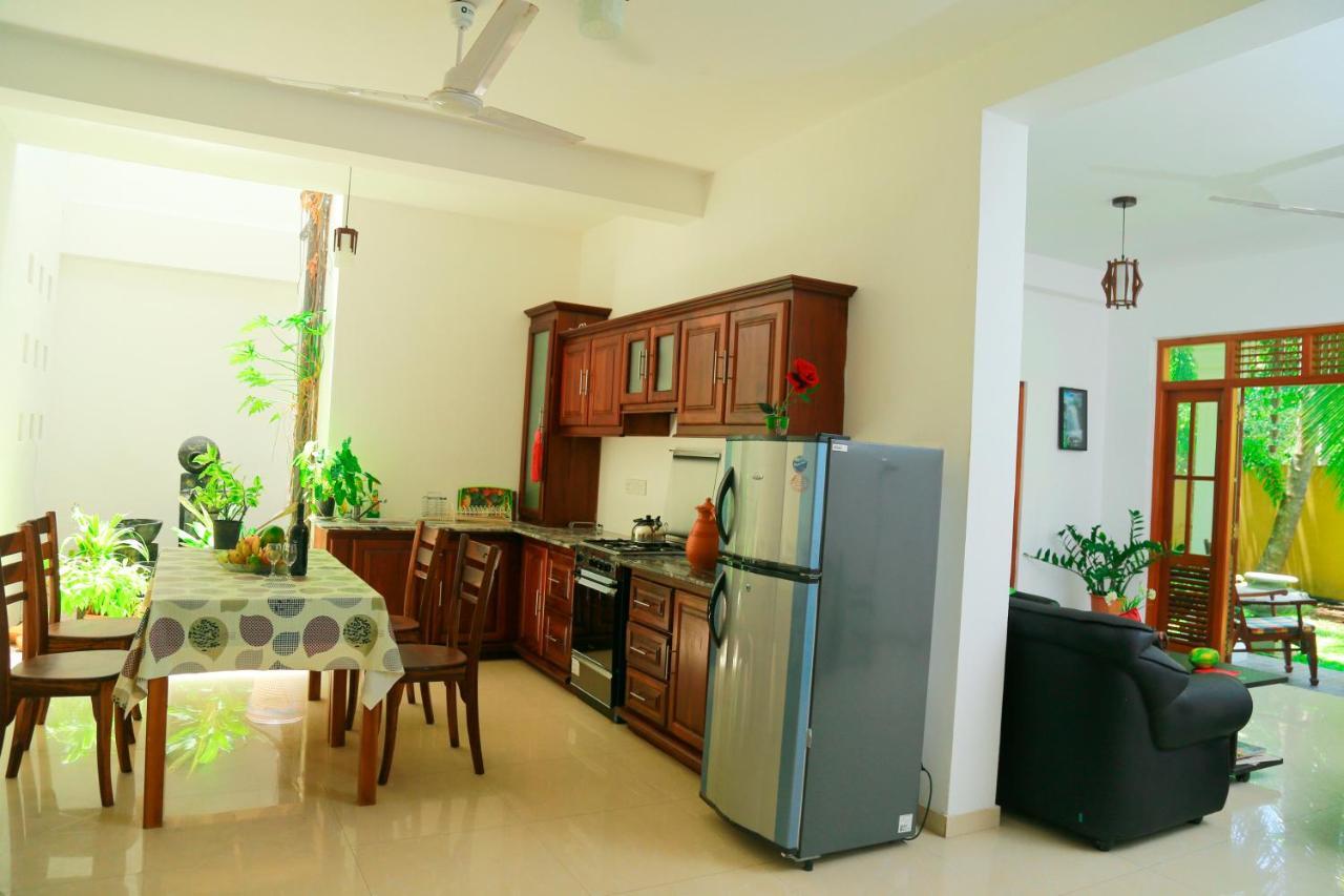 Residence Chanty Hikkaduwa Luaran gambar