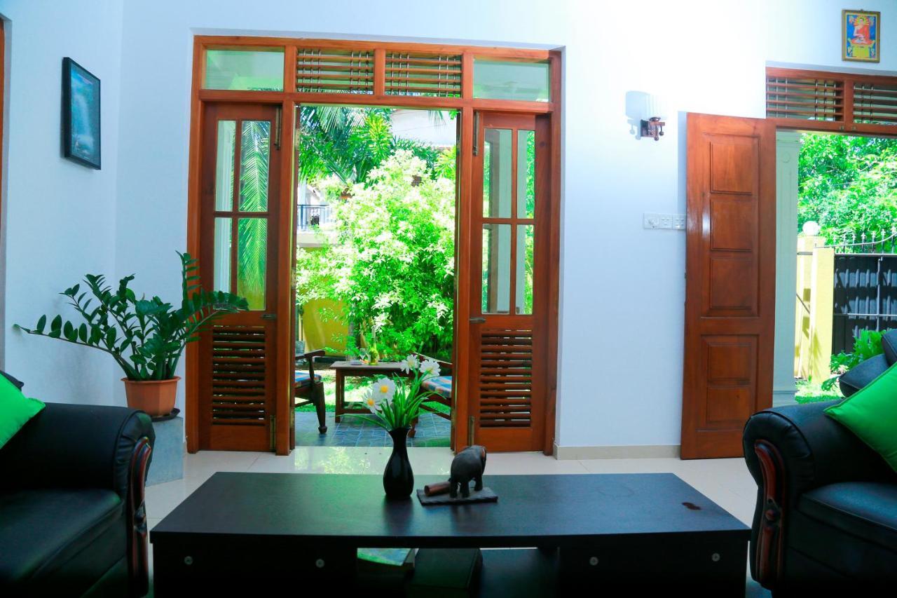 Residence Chanty Hikkaduwa Luaran gambar
