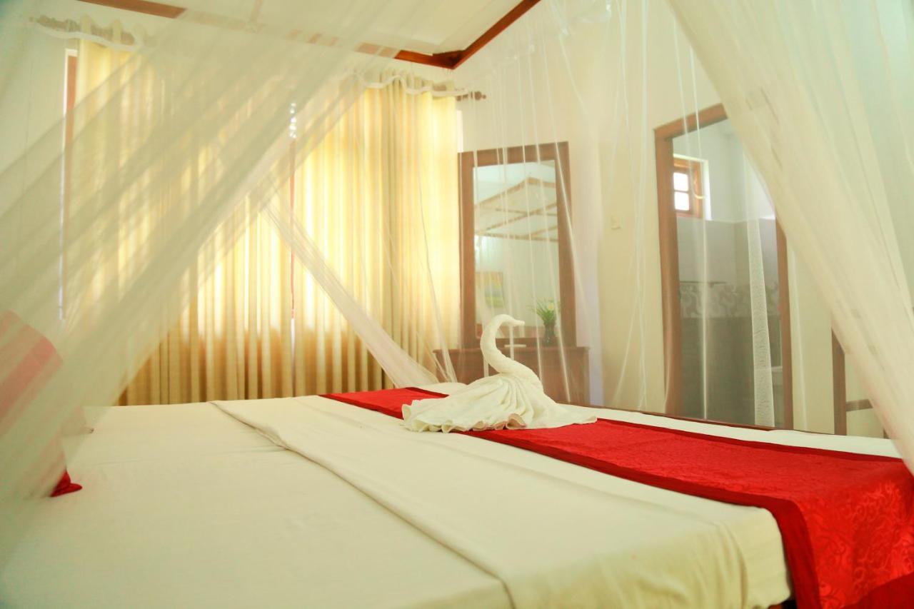 Residence Chanty Hikkaduwa Luaran gambar
