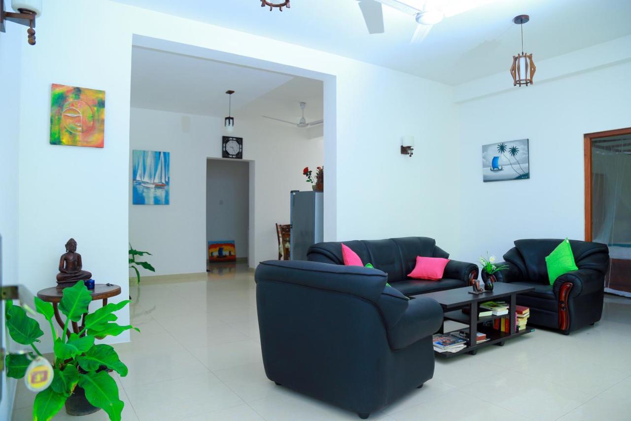 Residence Chanty Hikkaduwa Luaran gambar