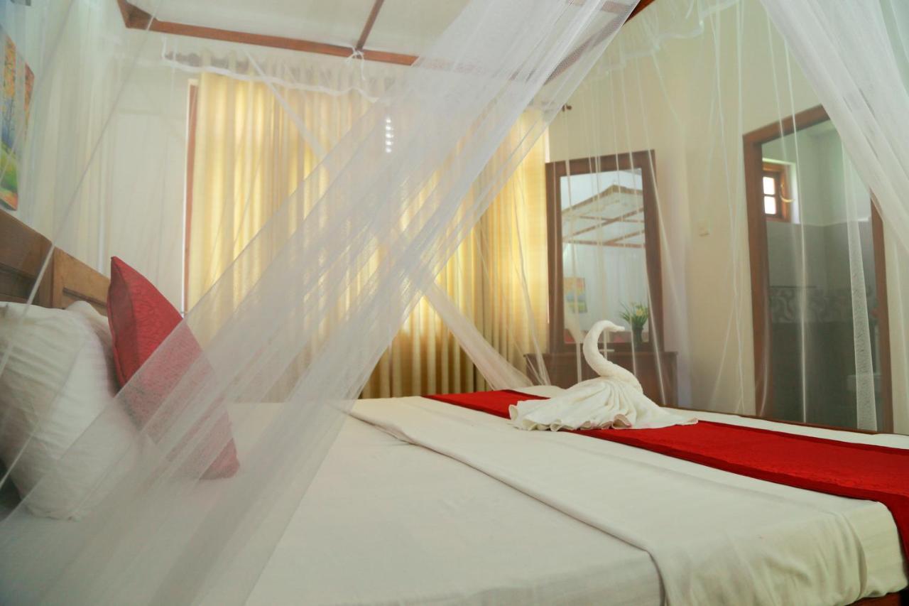 Residence Chanty Hikkaduwa Luaran gambar