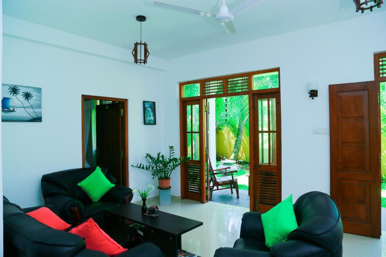 Residence Chanty Hikkaduwa Luaran gambar
